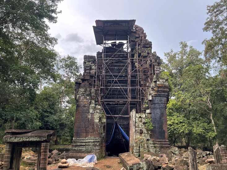 Preservation and support of Prasat Banteay Pir Chean